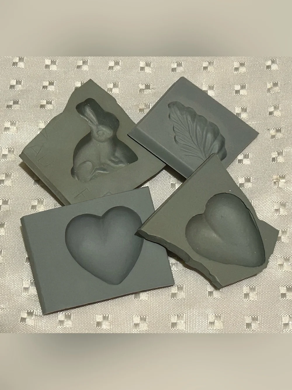 24 Vintage Rubber Molds Holidays , Leaves , Bells Mint Wedding Candy
